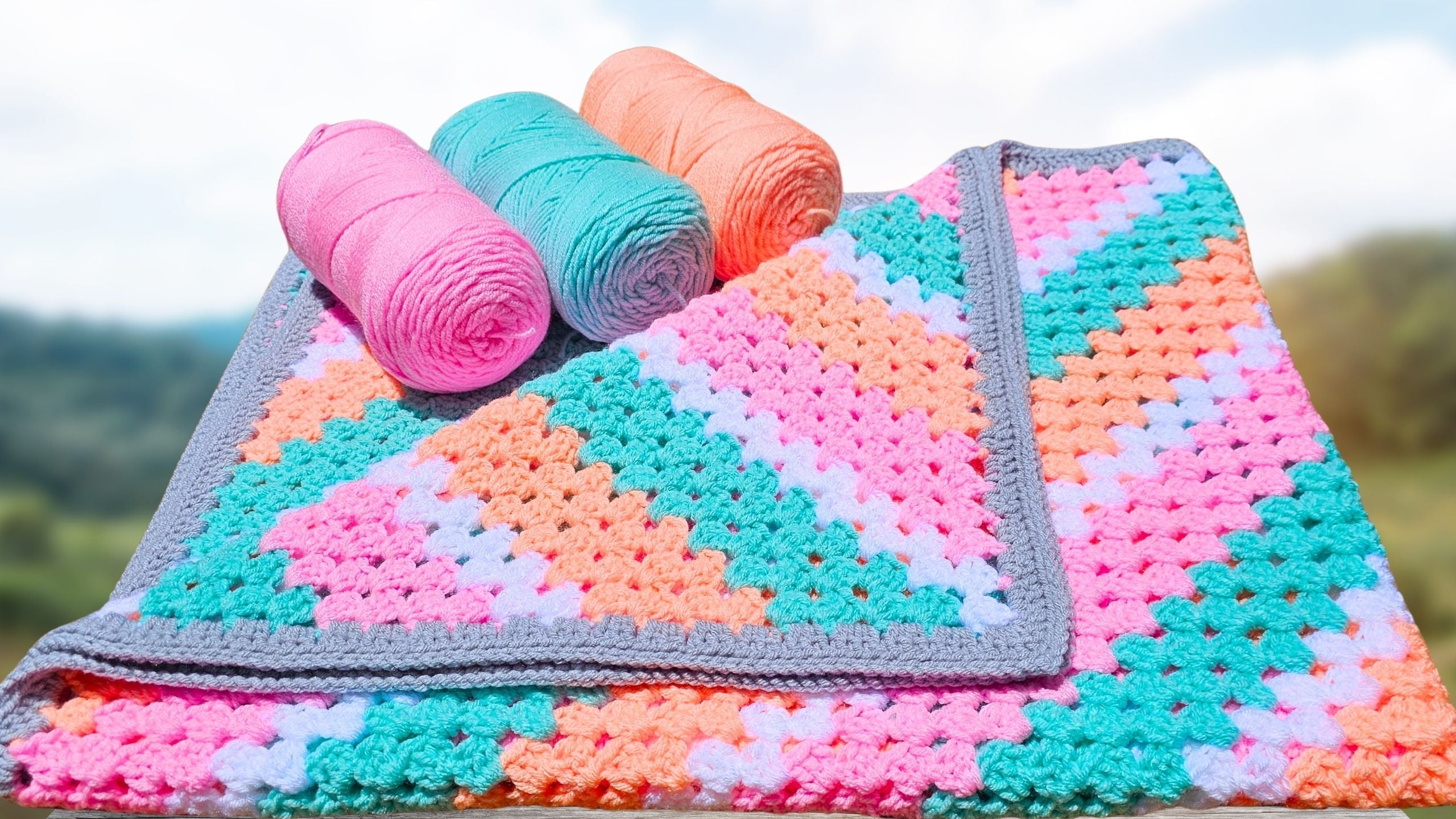 Flat & Fabulous Corner to Corner Granny Stitch Blanket!
