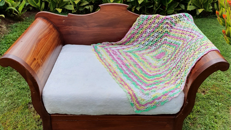 How-to-Crochet-the-Cakes-and-Candles-Baby-Blanket Secret Yarnery
