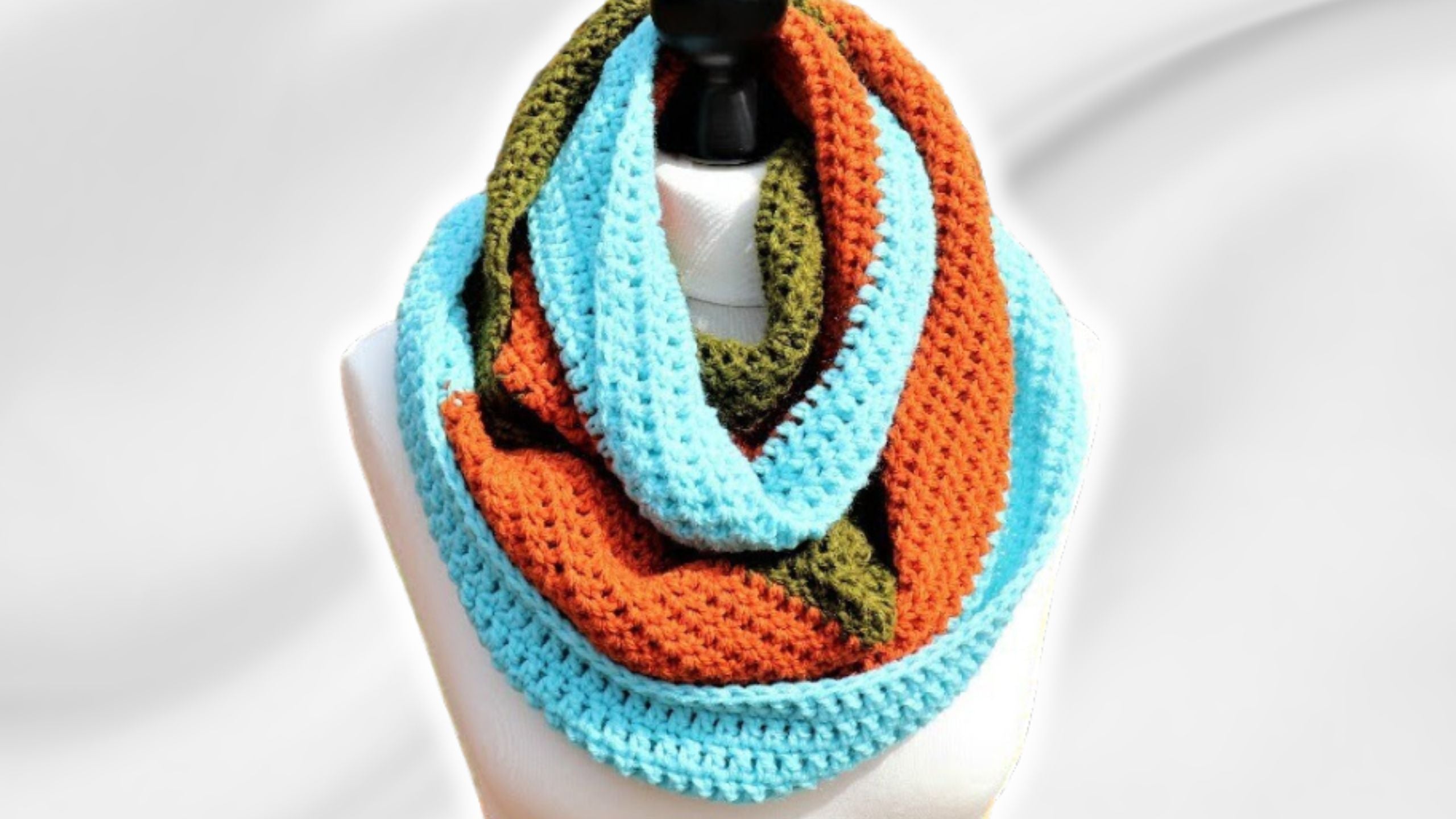 Scarf: Easy Beginner Infinity Scarf, Spiral DC (2026)