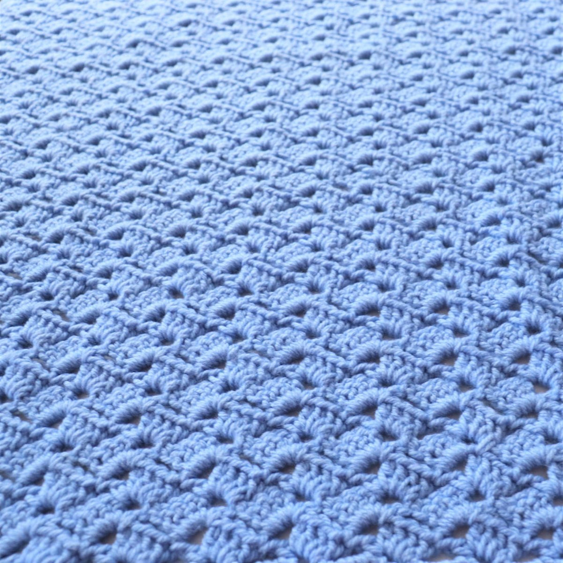 EASY Drunken Granny Crochet Baby Blanket - Easy Pattern for Beginners - Secret Yarnery