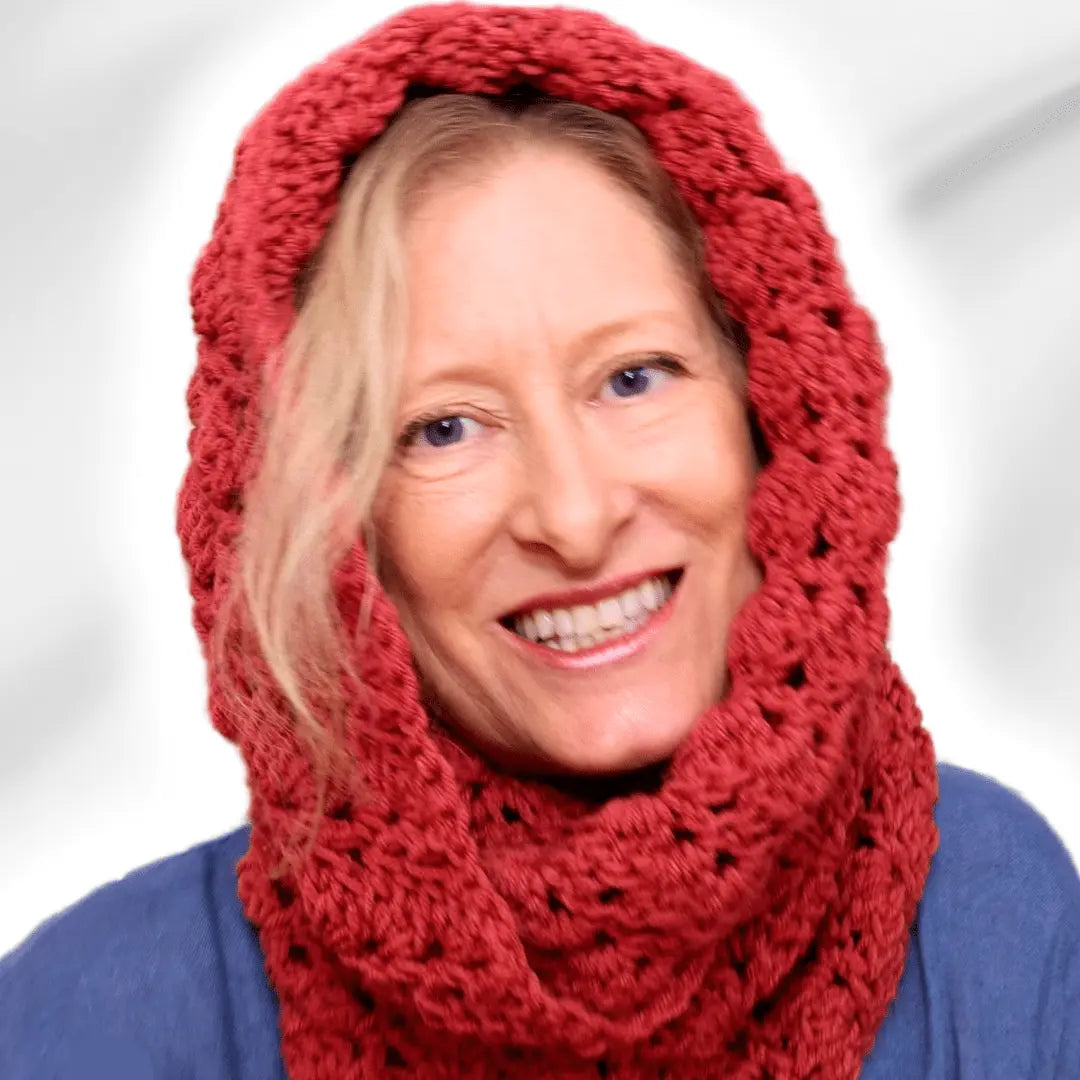 Easy Crochet Sober Granny in a Spiral Cowl Snood – Quick 1 Row Repeat!