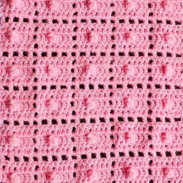 Berry Biscuit Square – Easy Crochet Stitch for Secret Stitches CAL Part 1.