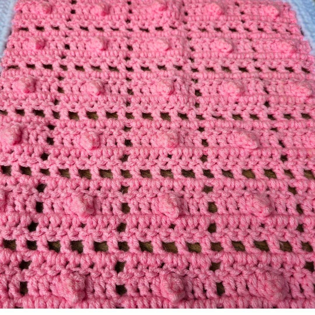 Berry Biscuit Square – Easy Crochet Stitch for Secret Stitches CAL Part 1.