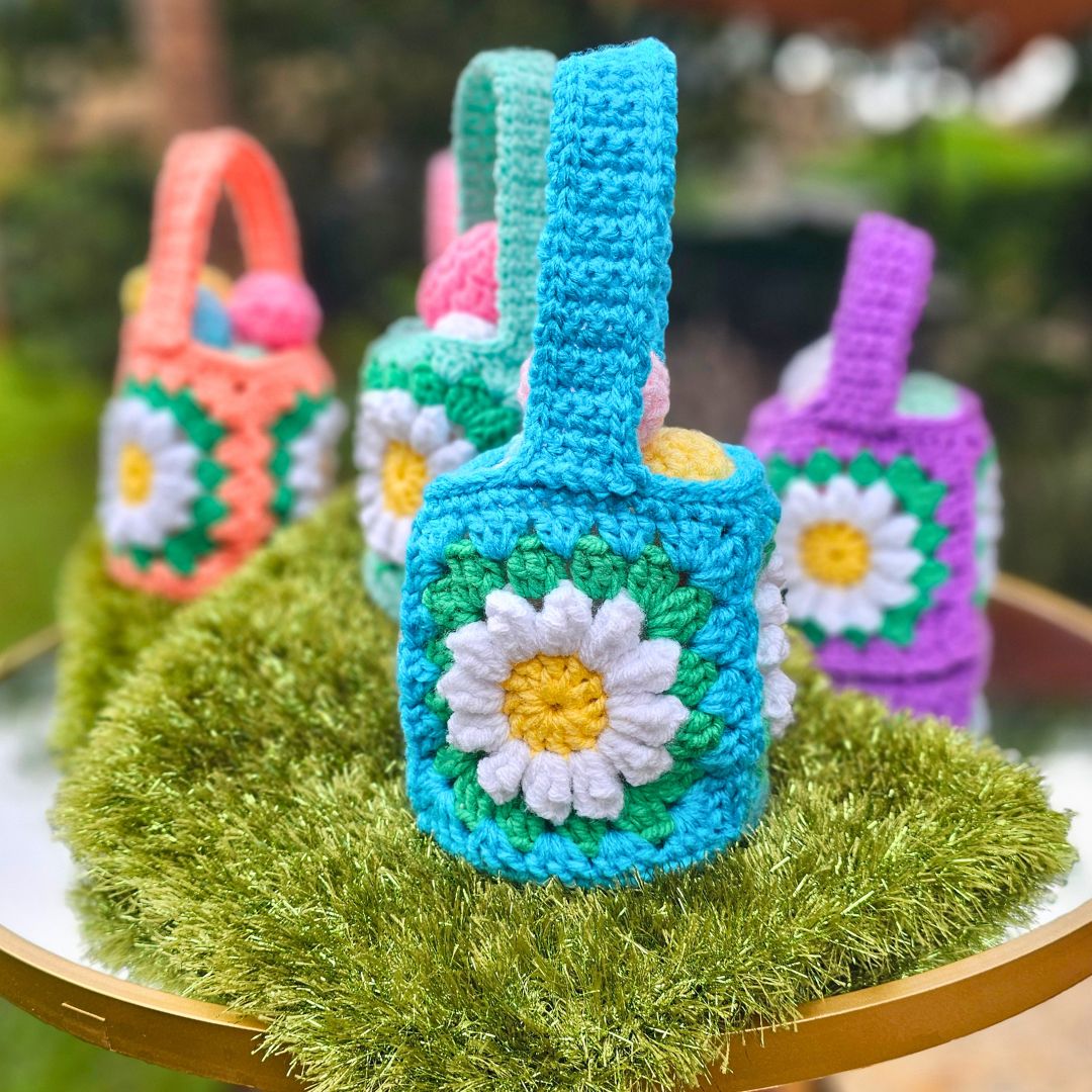 3 Daisy Granny Square Easter Basket Pattern - Fast and Easy! Secret Yarnery