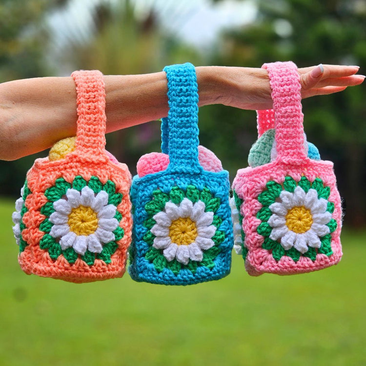3 Daisy Granny Square Easter Basket Pattern - Fast and Easy! Secret Yarnery