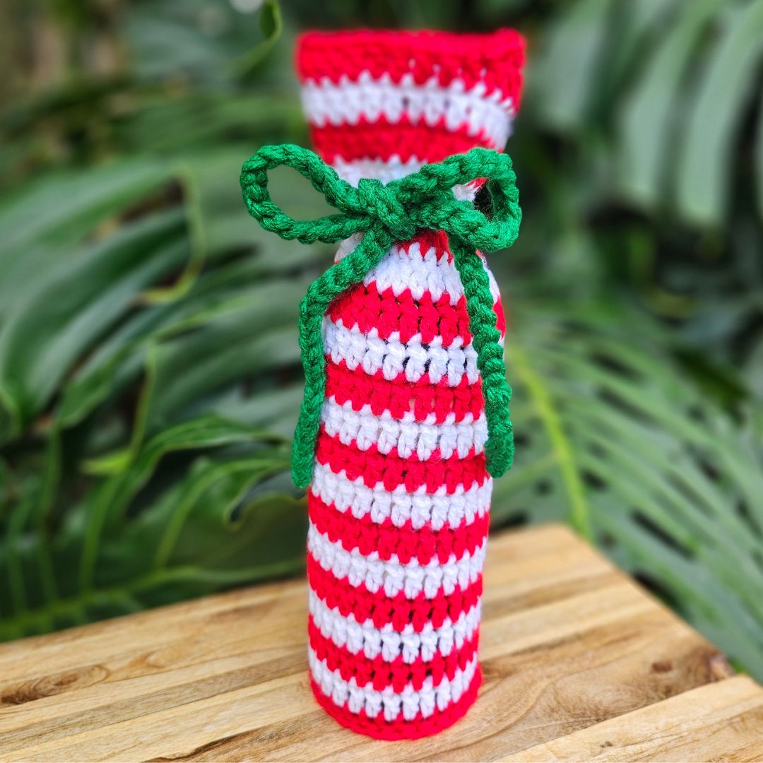 Simple Candy Cane Crochet Wine Bottle Gift Bag Pattern