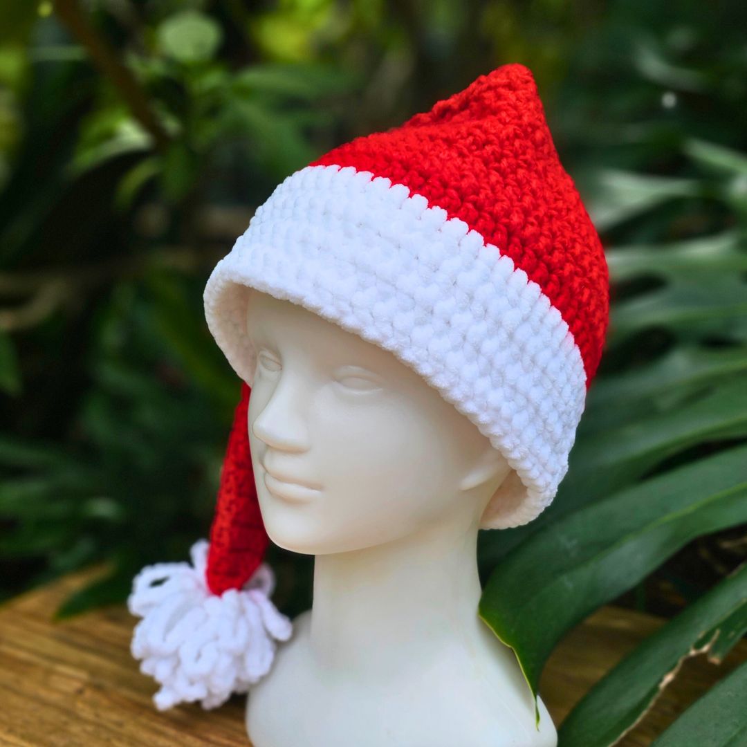 Easy DIY Crochet Santa Hat Pattern - All Sizes! Secret Yarnery