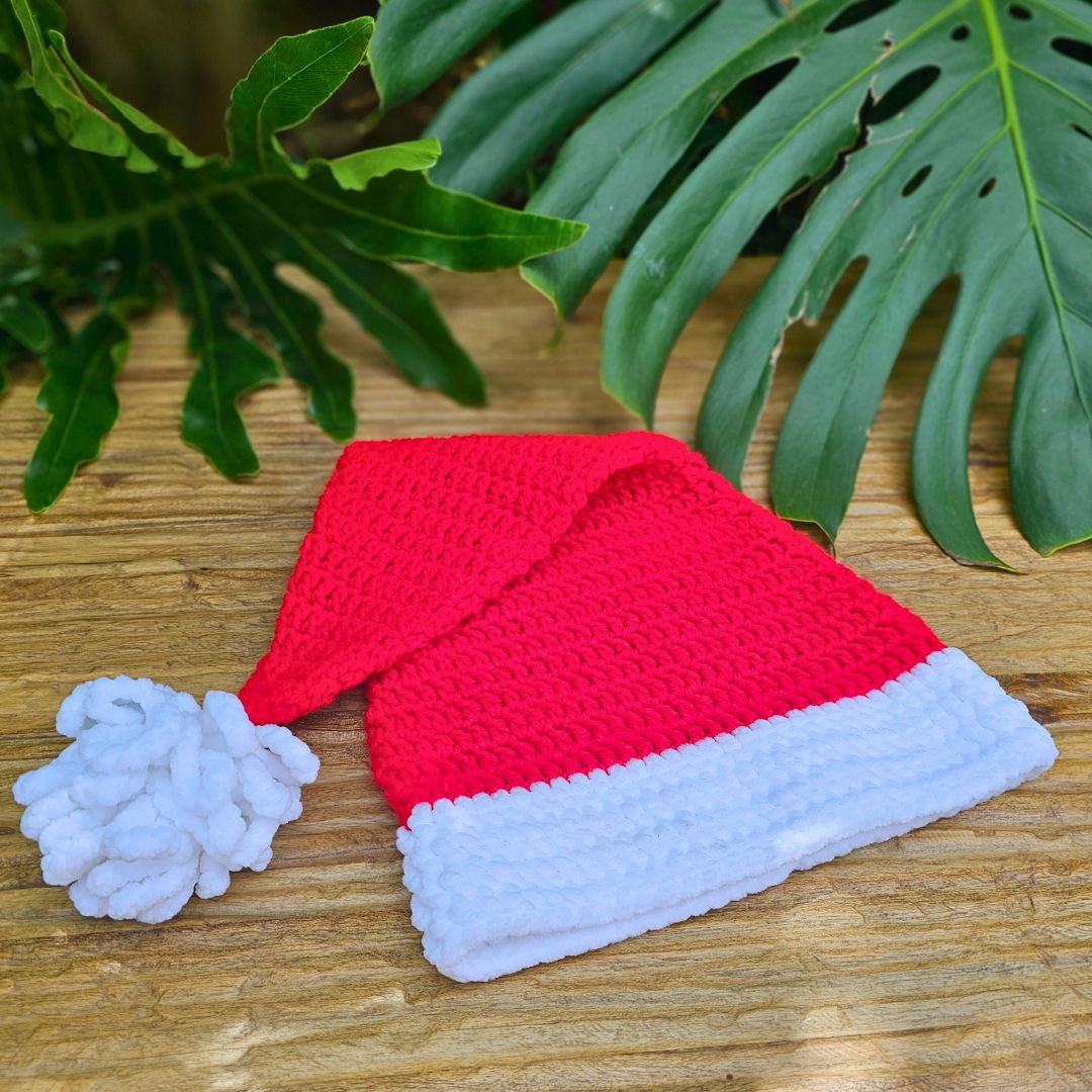 Easy DIY Crochet Santa Hat Pattern - All Sizes!