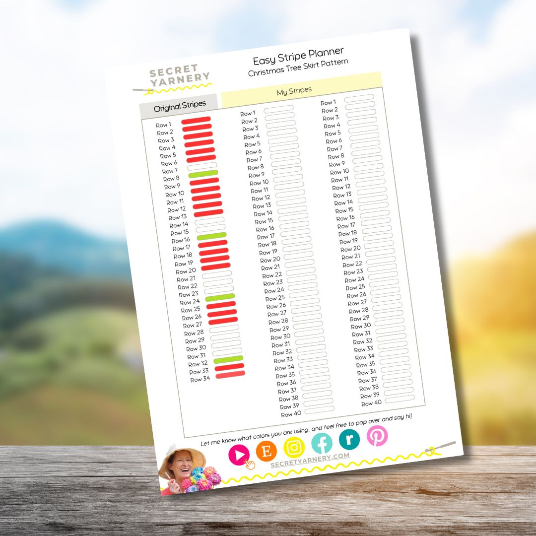FREE Stripe Planner for the Easy Christmas Tree Skirt