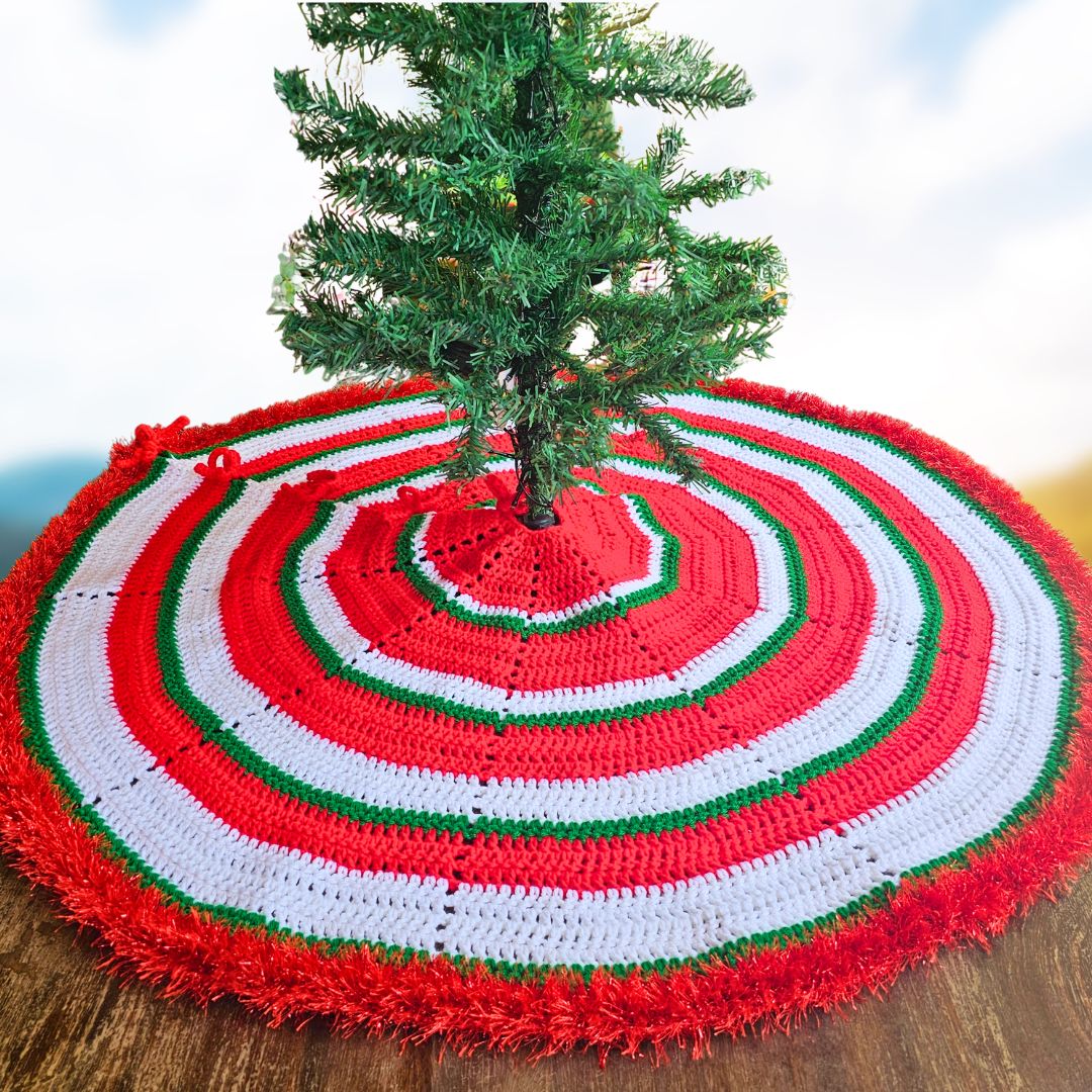 Easy Crochet Christmas Tree Skirt Pattern
