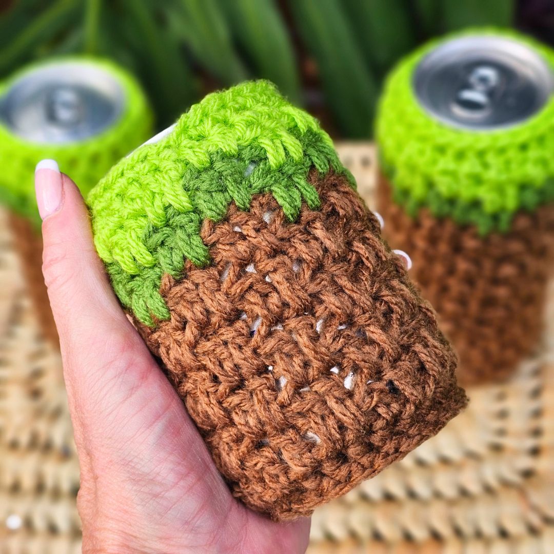 Easy Minecraft Grass Block Can Cozy - Fun Summer Crochet