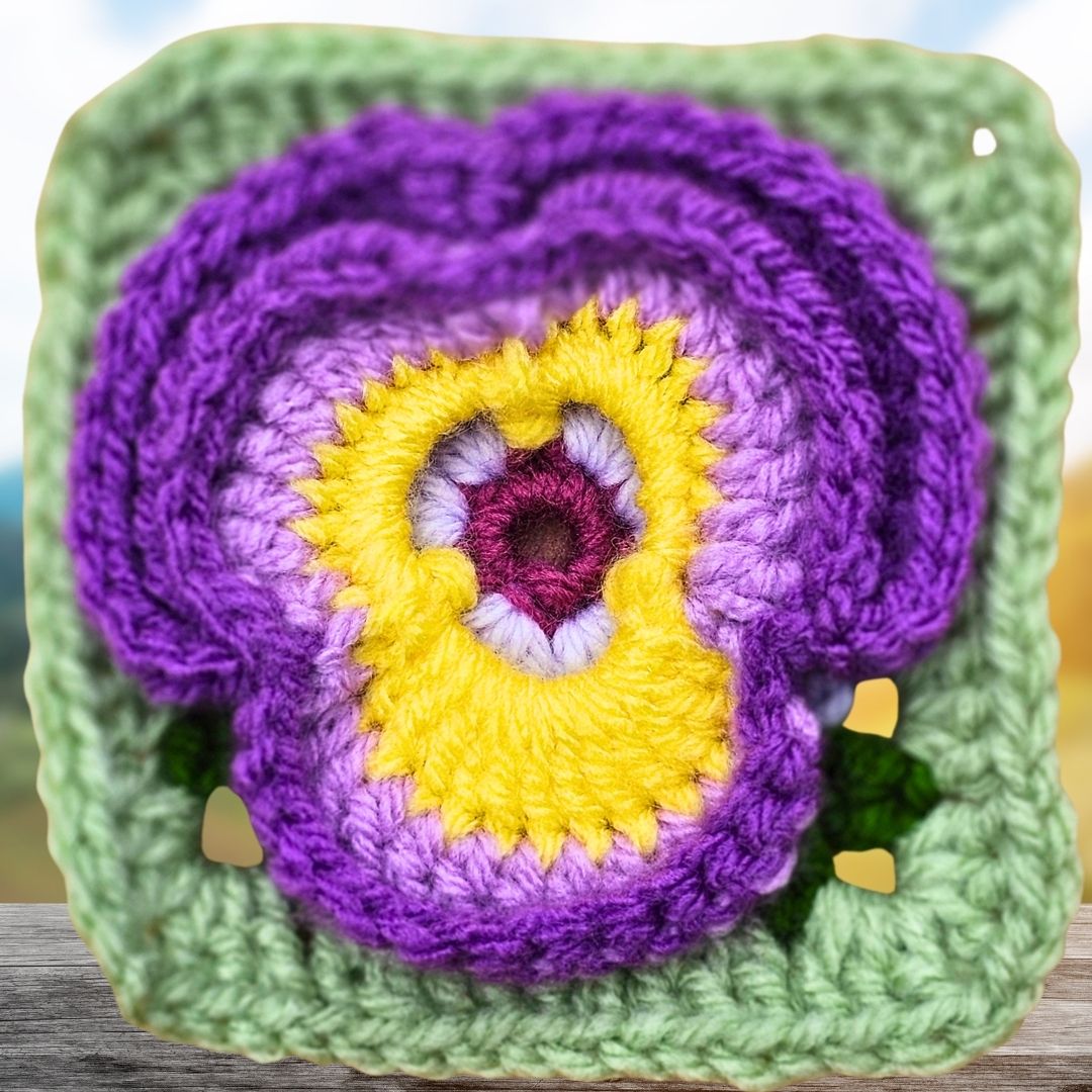 Pansy Flower Granny Square - BllomScape CAL #8