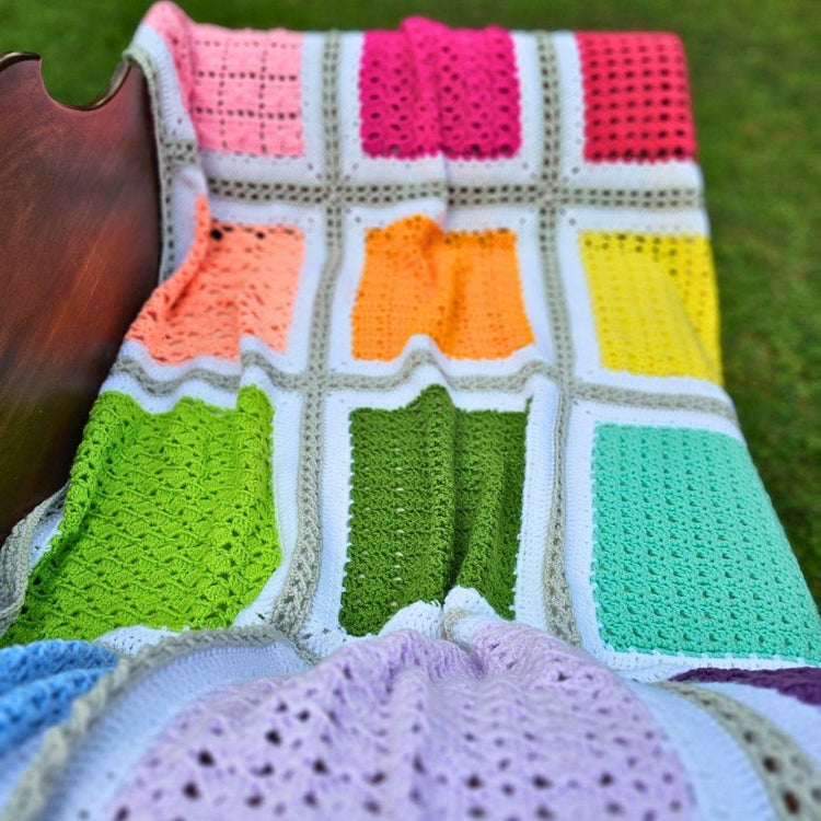 Berry Biscuit Square – Easy Crochet Stitch for Secret Stitches CAL Part 1.