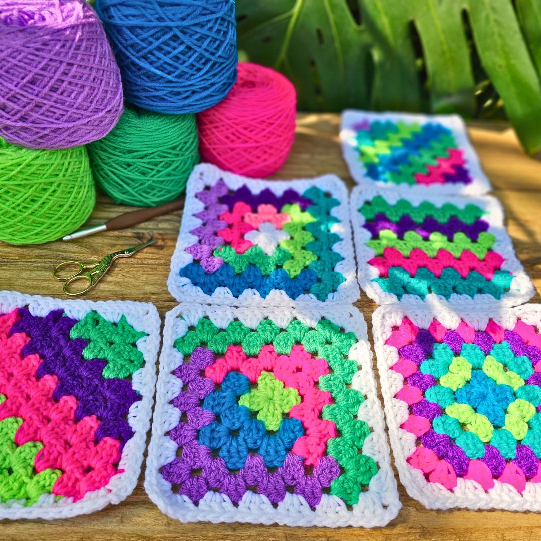 Stacking A Frame Log Cabin Granny Square Pattern - Mix & Match