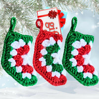 Crochet Gift Card Holder Stocking – Festive and Easy Pattern for Holiday Gifting.