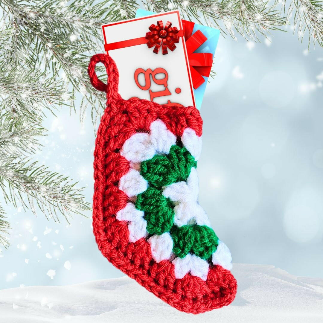 Crochet Gift Card Holder Stocking – Festive and Easy Pattern for Holiday Gifting