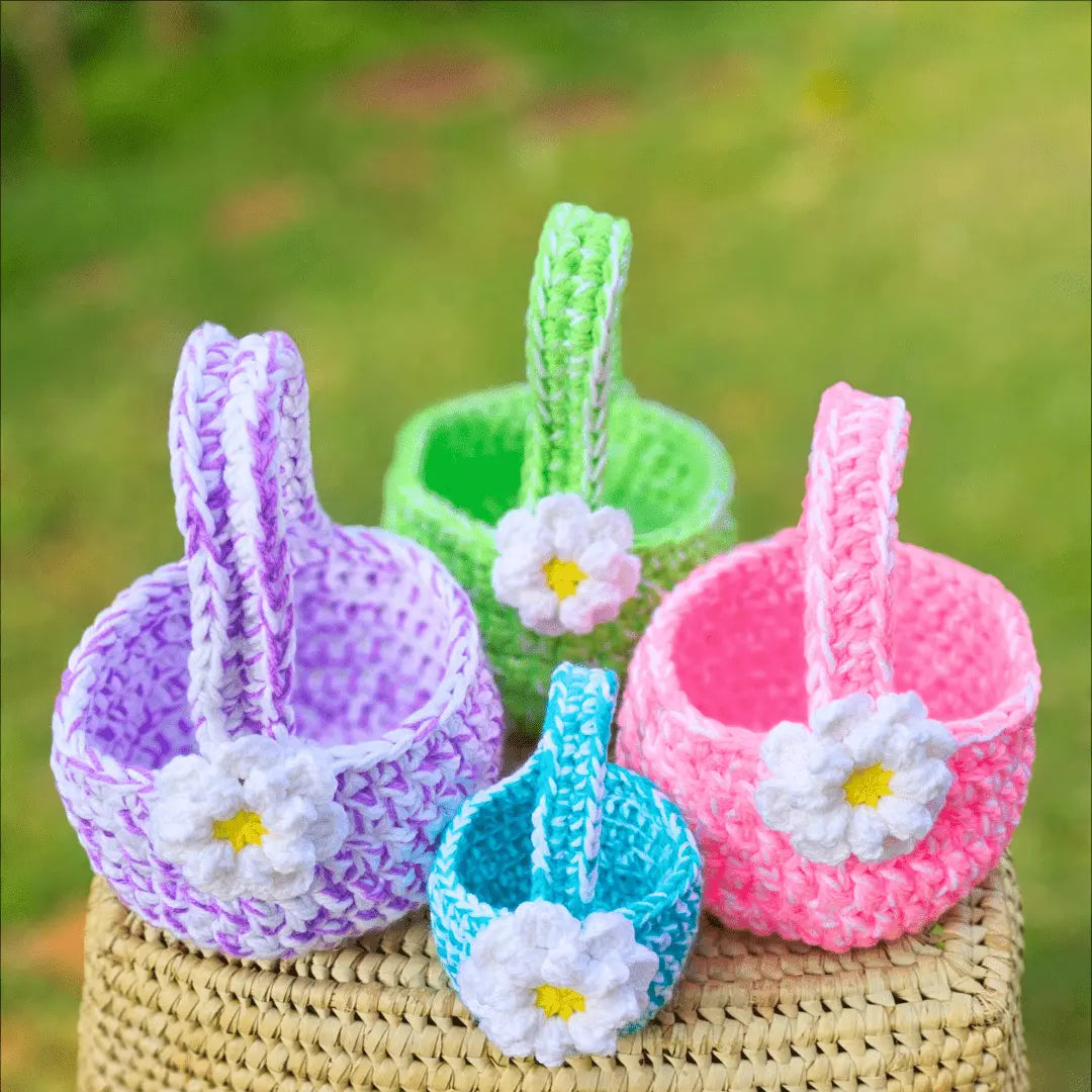 Easy Crochet Easter Baskets.