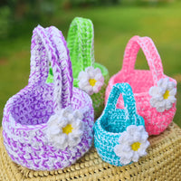 Easy Crochet Easter Baskets.