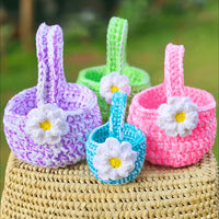 Easy Crochet Easter Baskets.