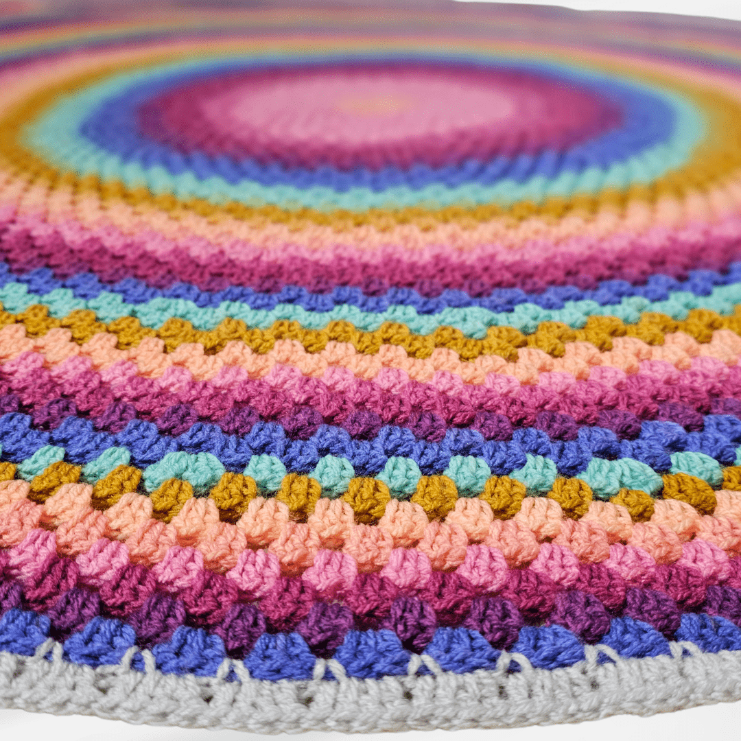 Round Granny in a Spiral Blanket Easy Crochet Blanket Pattern