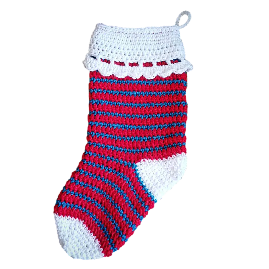 Easy Crochet Christmas Stocking – Top-Down Pattern with 3 Borders & Simple Color Changes.