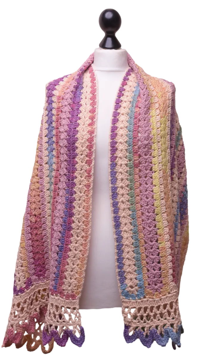 Aurora Dawn Crochet Shawl with Dragon Teeth Border – Elegant Pattern for All Seasons.