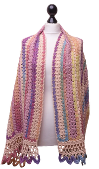 Aurora Dawn Crochet Shawl with Dragon Teeth Border – Elegant Pattern for All Seasons.