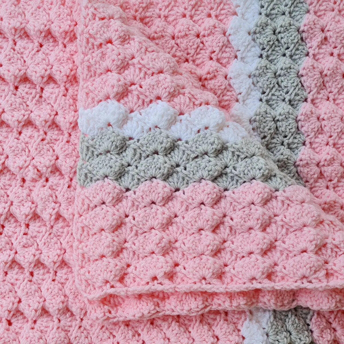 Guzzling Granny Crochet Baby Blanket – Super Squishy, Cozy Design.