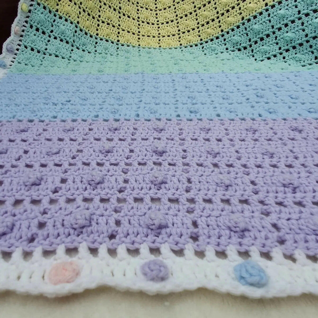 Berry Biscuit Baby Blanket with Gumdrop Border – Sweet Crochet Pattern for Beginners