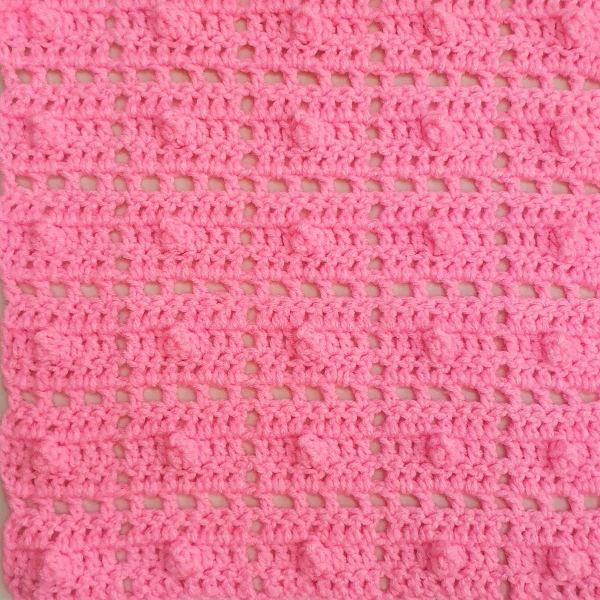 Berry Biscuit Square – Easy Crochet Stitch for Secret Stitches CAL Part 1.