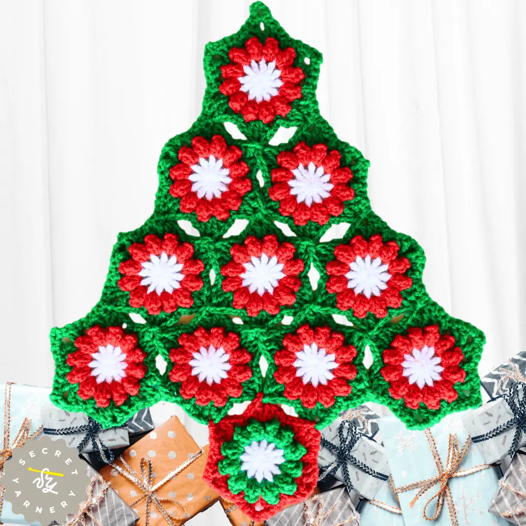 Easiest Crochet Christmas Tree – Perfect Wall Hanging for Small Spaces.