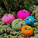 Easy Crochet Pumpkins – Step-by-Step Pattern in 3 Sizes.