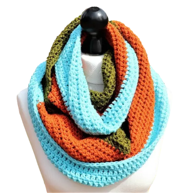 Fast & Easy Infinity Scarf – Quick Crochet Pattern for Beginners.