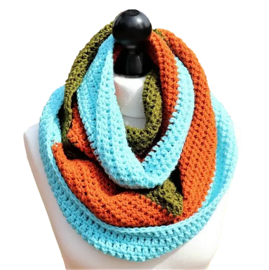 Fast & Easy Infinity Scarf – Quick Crochet Pattern for Beginners.