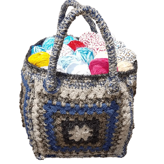 Granny Square Project Bag – Easy Pattern with No-Stretch Handles.