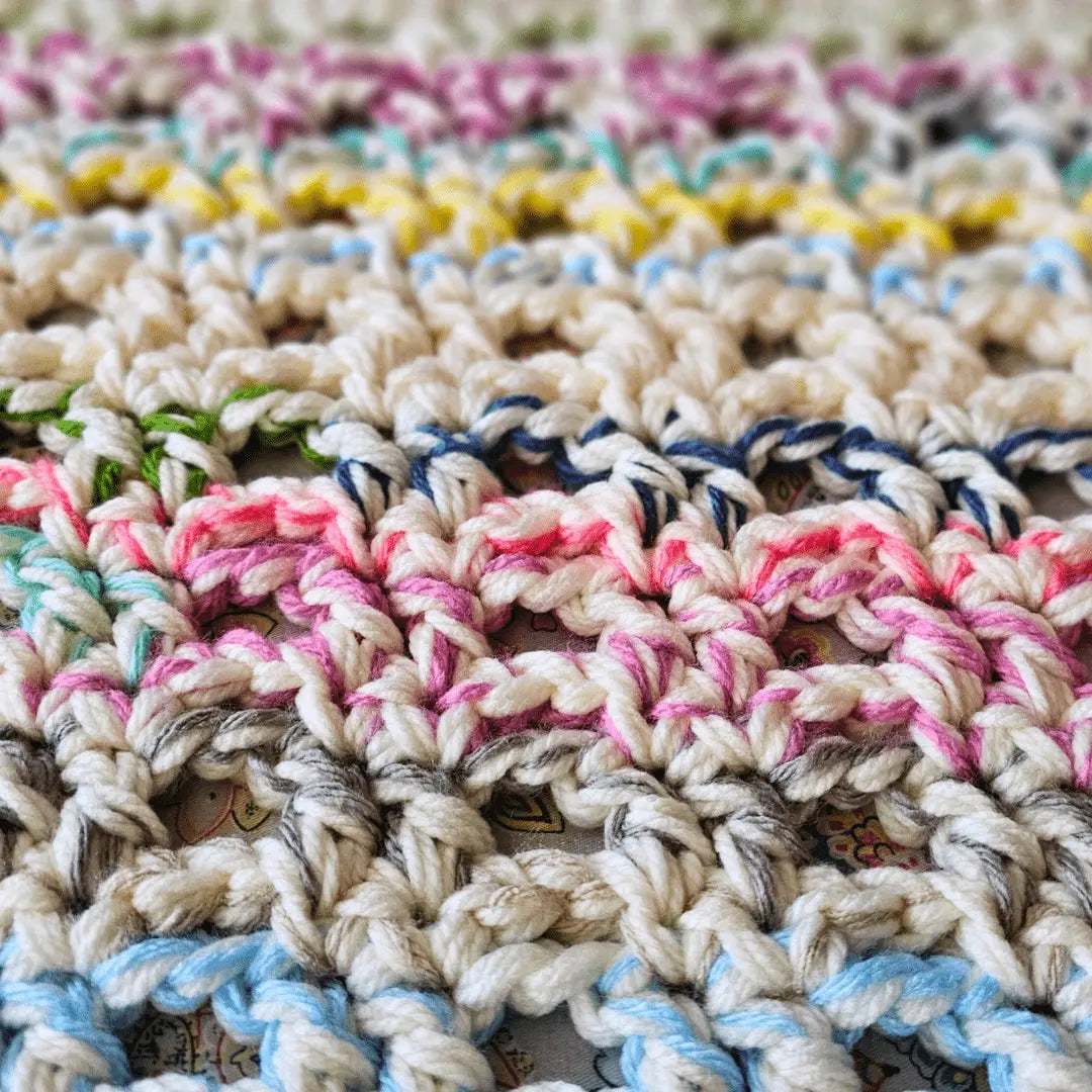 Scraptastic Confetti Cakes Crochet Bed Runner