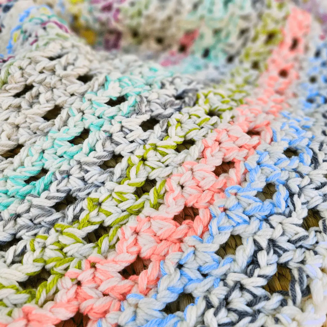 Scraptastic Confetti Cakes Crochet Bed Runner.