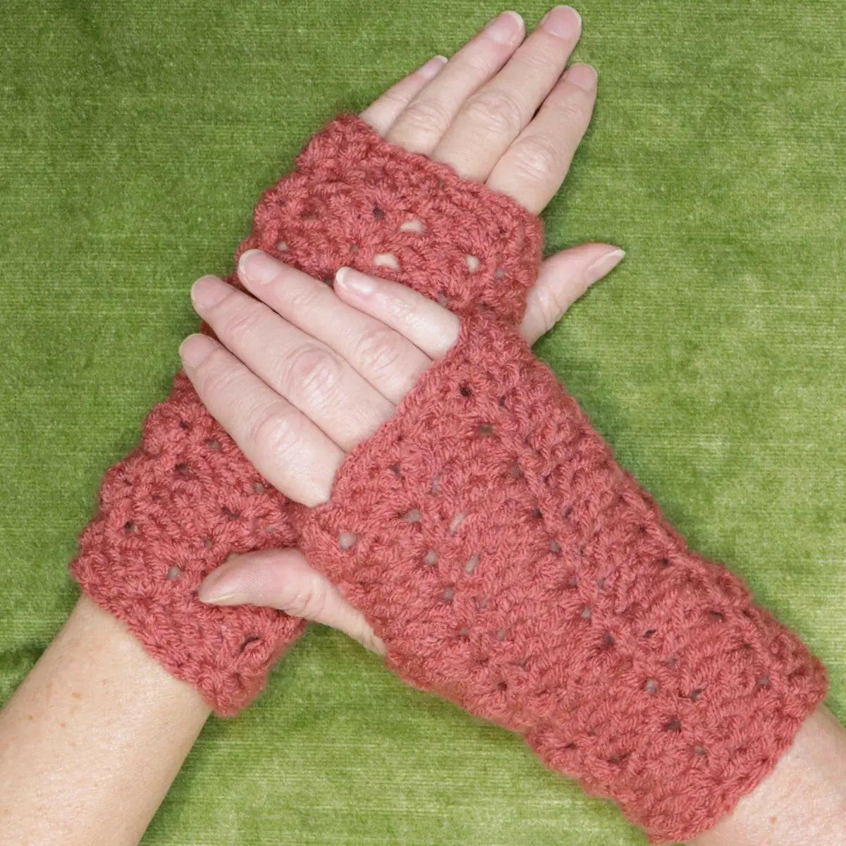 Sober Granny in a Spiral Crochet Fingerless Gloves – Easy and Stylish Pattern.