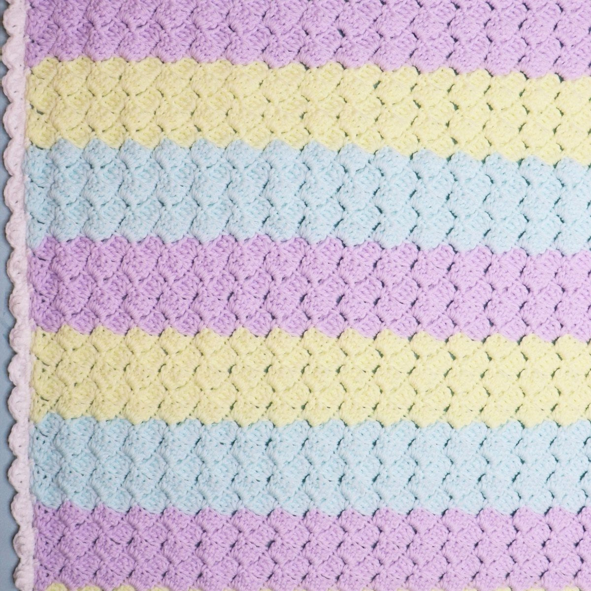 Sober Granny Baby Blanket – Simple and Elegant Crochet Pattern for Beginners.