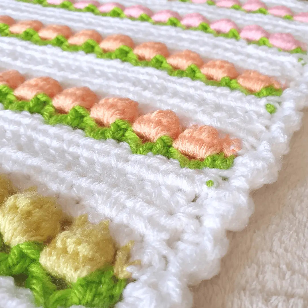 Tulip Stitch Blanket with Cute Shell Border.