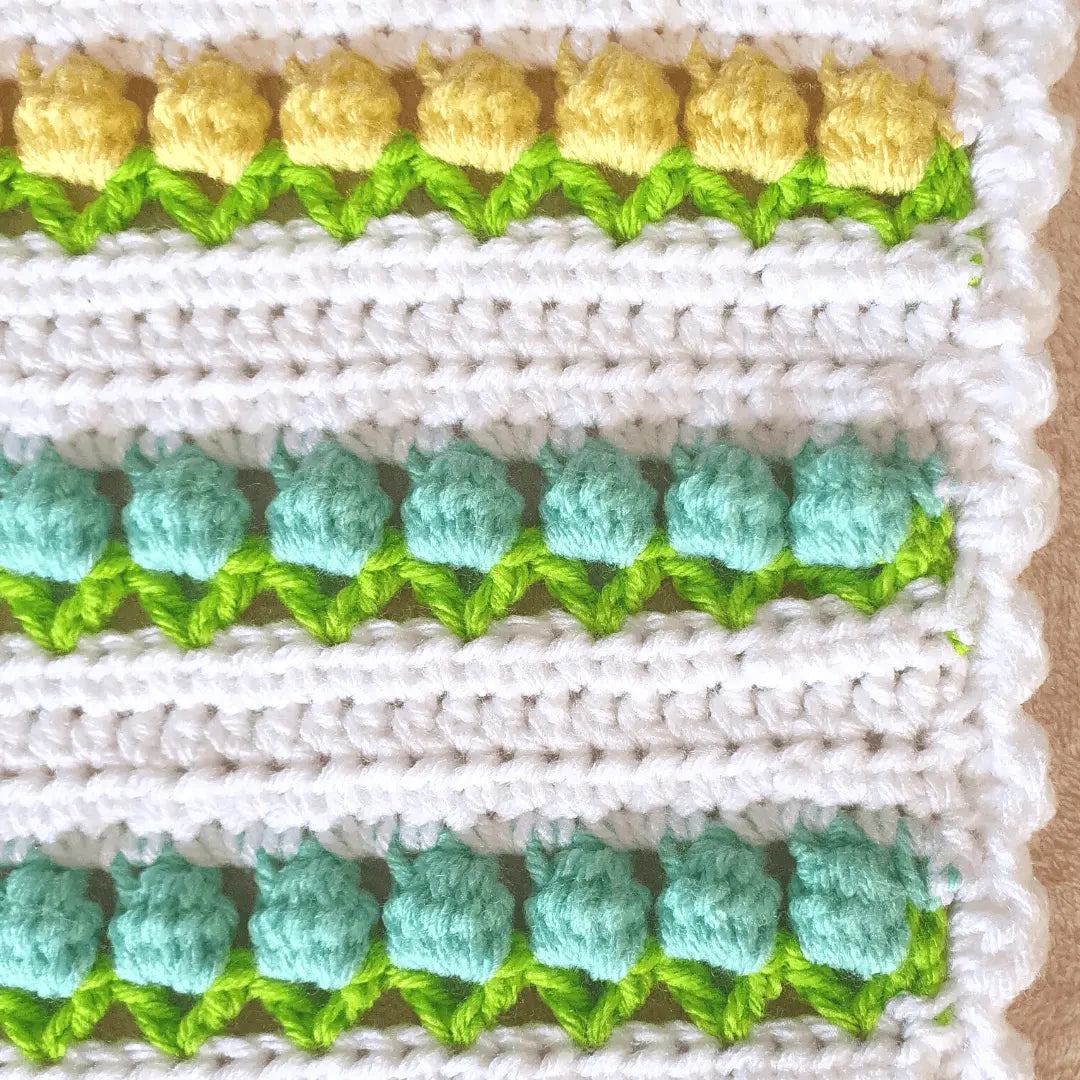 Tulip Stitch Blanket with Cute Shell Border – Easy Crochet Pattern
